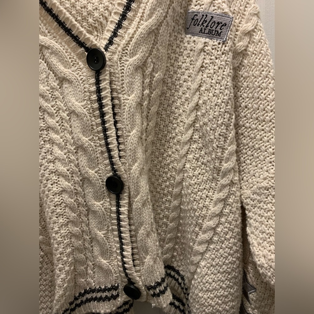 NWOT taylor swift folklore cardigan size xl/xxl